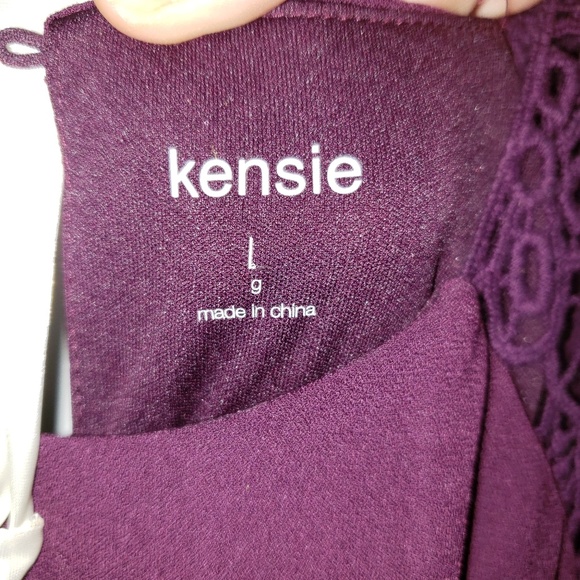 Dress - Picture 3 of 4